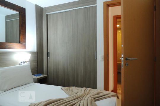 Dormitório de apartamento à venda com 1 quarto, 46m² em Jacarepaguá, Rio de Janeiro