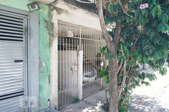 Fachada de casa para alugar com 2 quartos, 12m² em Jardim Arize, São Paulo