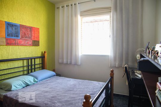 Quarto 1 de casa à venda com 4 quartos, 170m² em Santa Paula, São Caetano do Sul