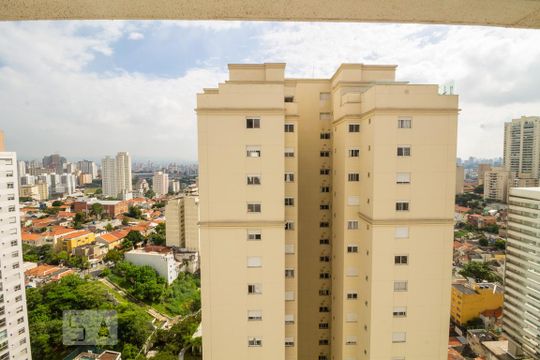 Vista de apartamento à venda com 2 quartos, 76m² em Aclimação, São Paulo