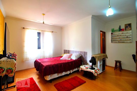 Suíte 1 de casa à venda com 3 quartos, 162m² em Utinga, Santo André