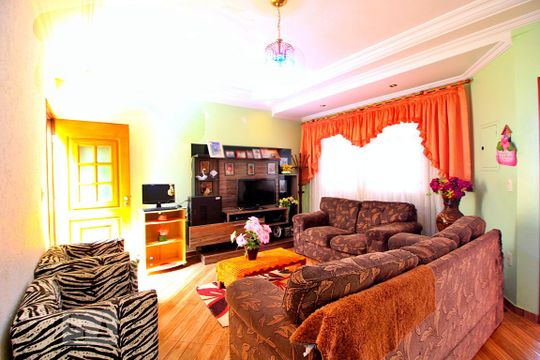 Sala de casa à venda com 3 quartos, 162m² em Utinga, Santo André