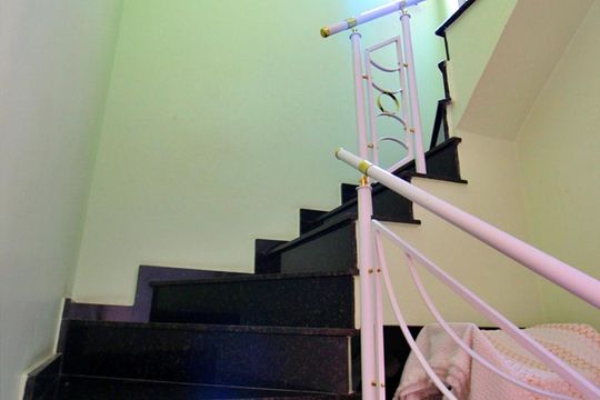 Escada de casa à venda com 3 quartos, 162m² em Utinga, Santo André
