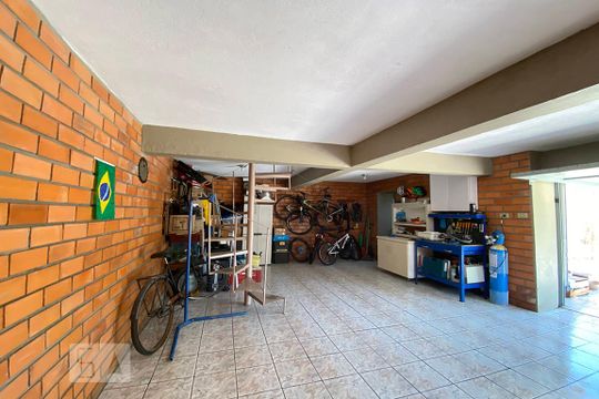 Garagem de casa à venda com 2 quartos, 75m² em Centro, Novo Hamburgo