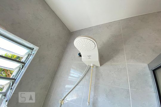 Banheiro 2 de casa à venda com 2 quartos, 75m² em Centro, Novo Hamburgo