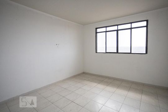 Apartamento para alugar com 1 quarto, 30m² em Vila Silva Ribeiro, Carapicuíba