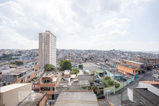 Vista de apartamento para alugar com 1 quarto, 30m² em Vila Silva Ribeiro, Carapicuíba