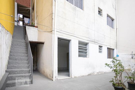 Área de Serviço de casa para alugar com 1 quarto, 30m² em Vila Silva Ribeiro, Carapicuíba