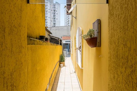 Corredor de casa para alugar com 4 quartos, 198m² em Parque Erasmo Assunção, Santo André