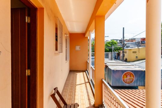 Varanda do Quarto 1 de casa à venda com 2 quartos, 198m² em Jardim Ivone, São Paulo