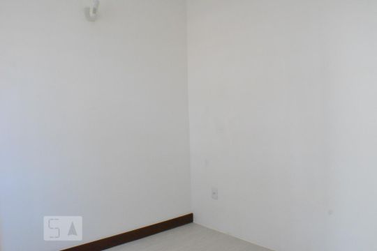 Quarto de apartamento para alugar com 1 quarto, 51m² em Parque Bela Vista, Salvador