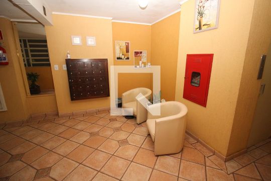Hall de Entrada de apartamento para alugar com 1 quarto, 36m² em Centro Histórico, Porto Alegre