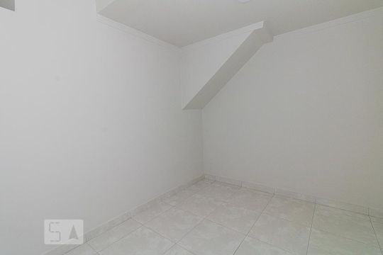Quarto e Cozinha de apartamento para alugar com 1 quarto, 31m² em Vila Gustavo, São Paulo