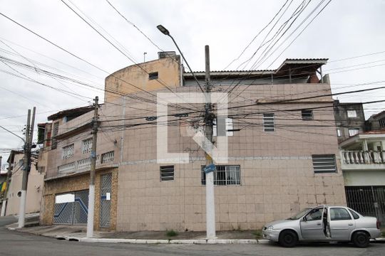 Fachada de casa à venda com 5 quartos, 700m² em Parque Císper, São Paulo