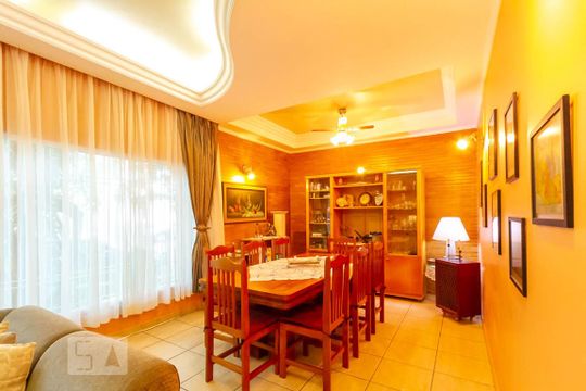 Sala de jantar de casa à venda com 3 quartos, 269m² em Vila Lusitania, São Bernardo do Campo