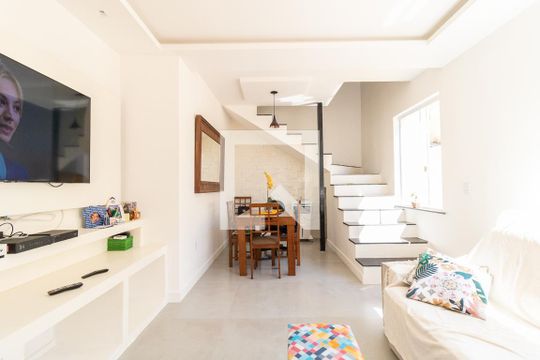 Sala de casa de condomínio à venda com 3 quartos, 130m² em Méier, Rio de Janeiro