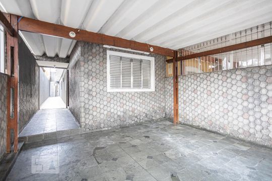 Garagem de casa à venda com 2 quartos, 130m² em Pestana, Osasco