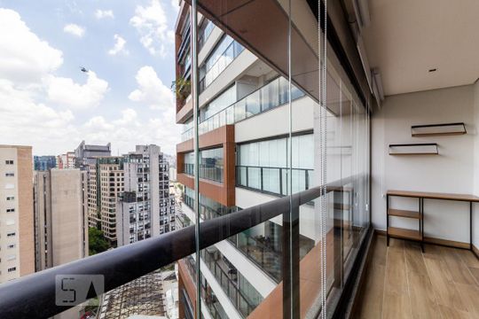 Varanda de kitnet/studio para alugar com 1 quarto, 43m² em Itaim Bibi, São Paulo