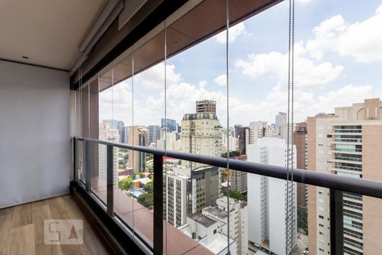 Varanda de kitnet/studio para alugar com 1 quarto, 43m² em Itaim Bibi, São Paulo