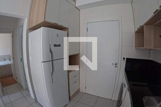 Cozinha de apartamento à venda com 2 quartos, 49m² em Bom Retiro, São Paulo