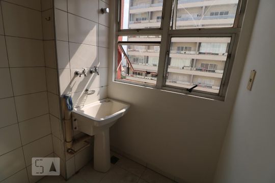Tanque de apartamento para alugar com 2 quartos, 55m² em Vila Prudente, São Paulo