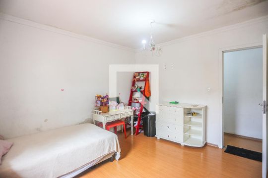 Quarto 1 de casa para alugar com 3 quartos, 220m² em Jardim Sarah, São Paulo