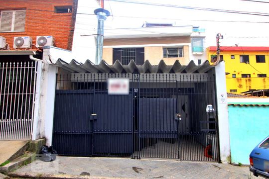 Fachada de casa à venda com 3 quartos, 250m² em Vila Alice, Santo André