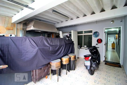 Garagem de casa à venda com 3 quartos, 250m² em Vila Alice, Santo André