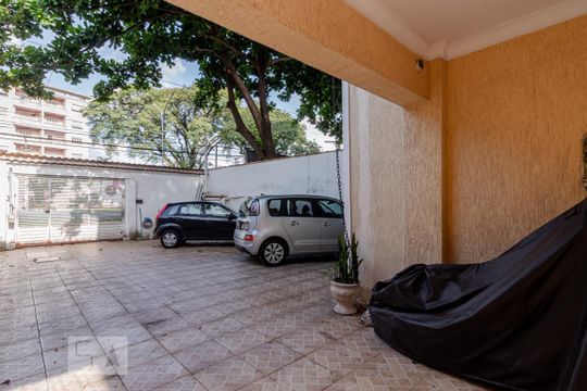 Garagem de casa à venda com 5 quartos, 550m² em Vila Monumento, São Paulo
