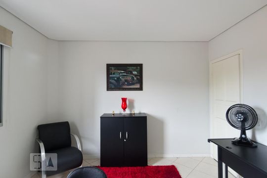 Quarto 2 de casa para alugar com 2 quartos, 170m² em Jardim do Mar, São Bernardo do Campo
