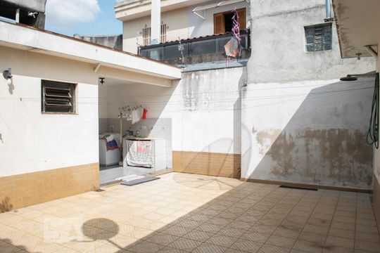 quintal de casa à venda com 3 quartos, 140m² em Vila Marina, São Paulo