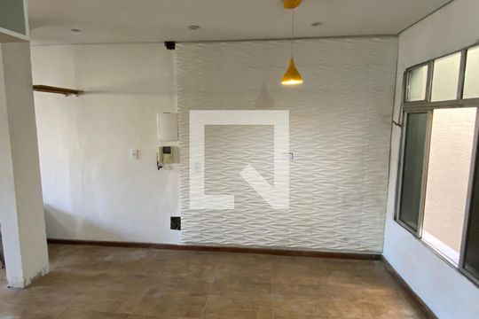 Cozinha de casa à venda com 2 quartos, 77m² em Vila do Encontro, São Paulo