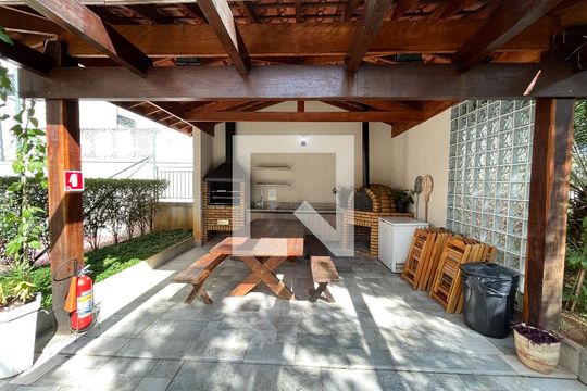 Área comum - Churrasqueira de apartamento para alugar com 2 quartos, 72m² em Chácara Inglesa, São Paulo