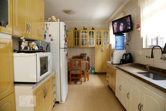 Cozinha  de casa à venda com 4 quartos, 200m² em Vila Sônia, São Paulo
