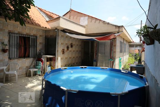 Quintal de casa à venda com 4 quartos, 200m² em Vila Sônia, São Paulo