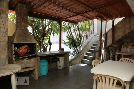 Varanda Gourmet de casa à venda com 4 quartos, 200m² em Vila Sônia, São Paulo