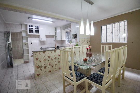 cozinha de casa para alugar com 3 quartos, 150m² em Vila Francos, São Paulo