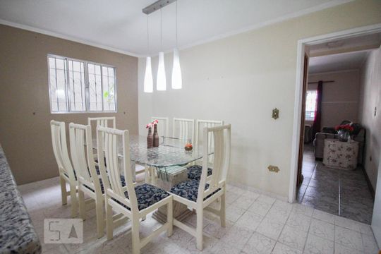 Casa para alugar com 3 quartos, 150m² em Vila Francos, São Paulo