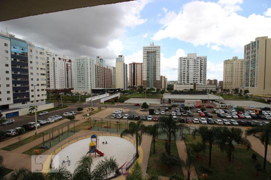 Vista  de apartamento para alugar com 2 quartos, 55m² em Sul (águas Claras), Brasília