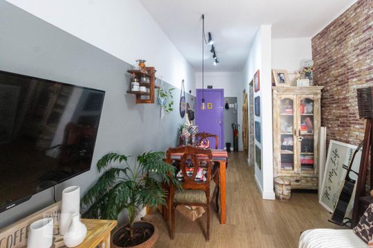 Sala de Estar de apartamento para alugar com 1 quarto, 53m² em Centro Histórico, Porto Alegre