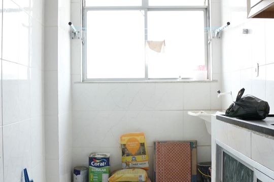 Cozinha e Área de Serviço de apartamento à venda com 2 quartos, 58m² em Cascadura, Rio de Janeiro