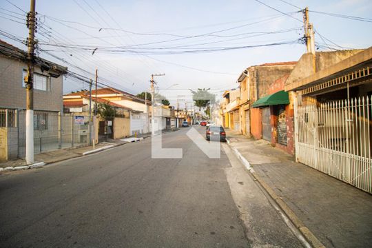 Vista da Rua de casa de condomínio para alugar com 1 quarto, 40m² em Jardim Modelo, São Paulo