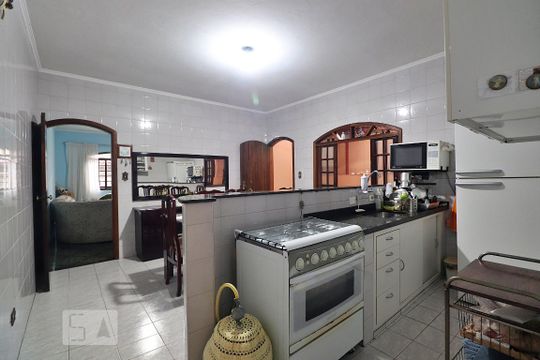 Cozinha de casa à venda com 3 quartos, 224m² em Jardim Ana Maria, Santo André