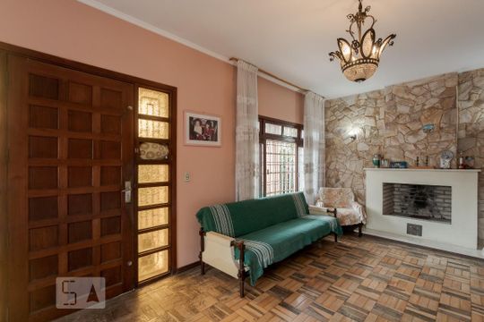 Casa à venda com 3 quartos, 400m² em Petrópolis, Porto Alegre