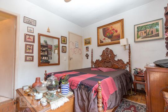 Suíte de casa à venda com 3 quartos, 105m² em Chácara Santo Antônio (zona Sul), São Paulo