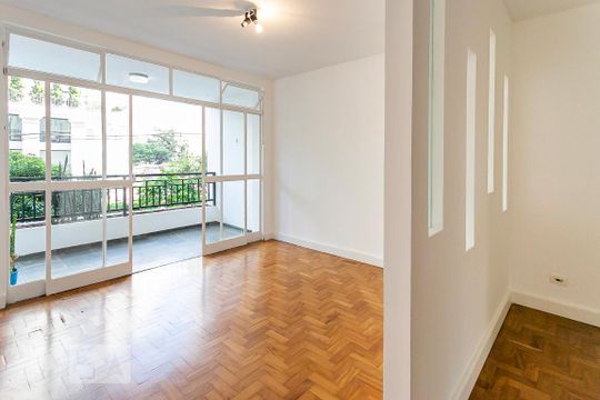Apartamento para alugar com 3 quartos, 126m² em Paraíso, São Paulo