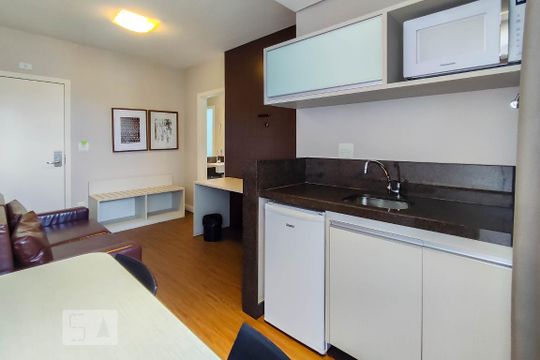 Cozinha de apartamento para alugar com 1 quarto, 32m² em Eldorado, Contagem