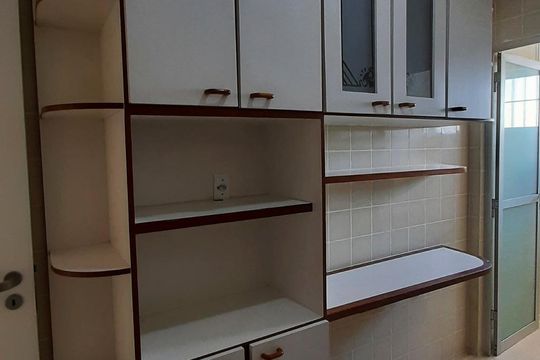 Cozinha de apartamento à venda com 2 quartos, 50m² em Vila Antonieta, São Paulo