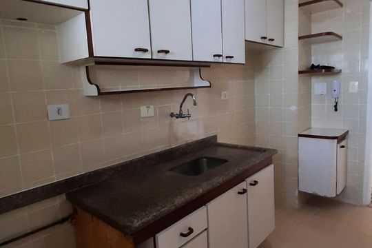 Cozinha de apartamento à venda com 2 quartos, 50m² em Vila Antonieta, São Paulo