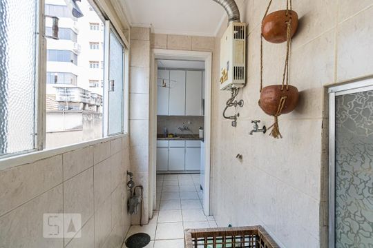 Área de Serviço de apartamento para alugar com 2 quartos, 63m² em São João, Porto Alegre